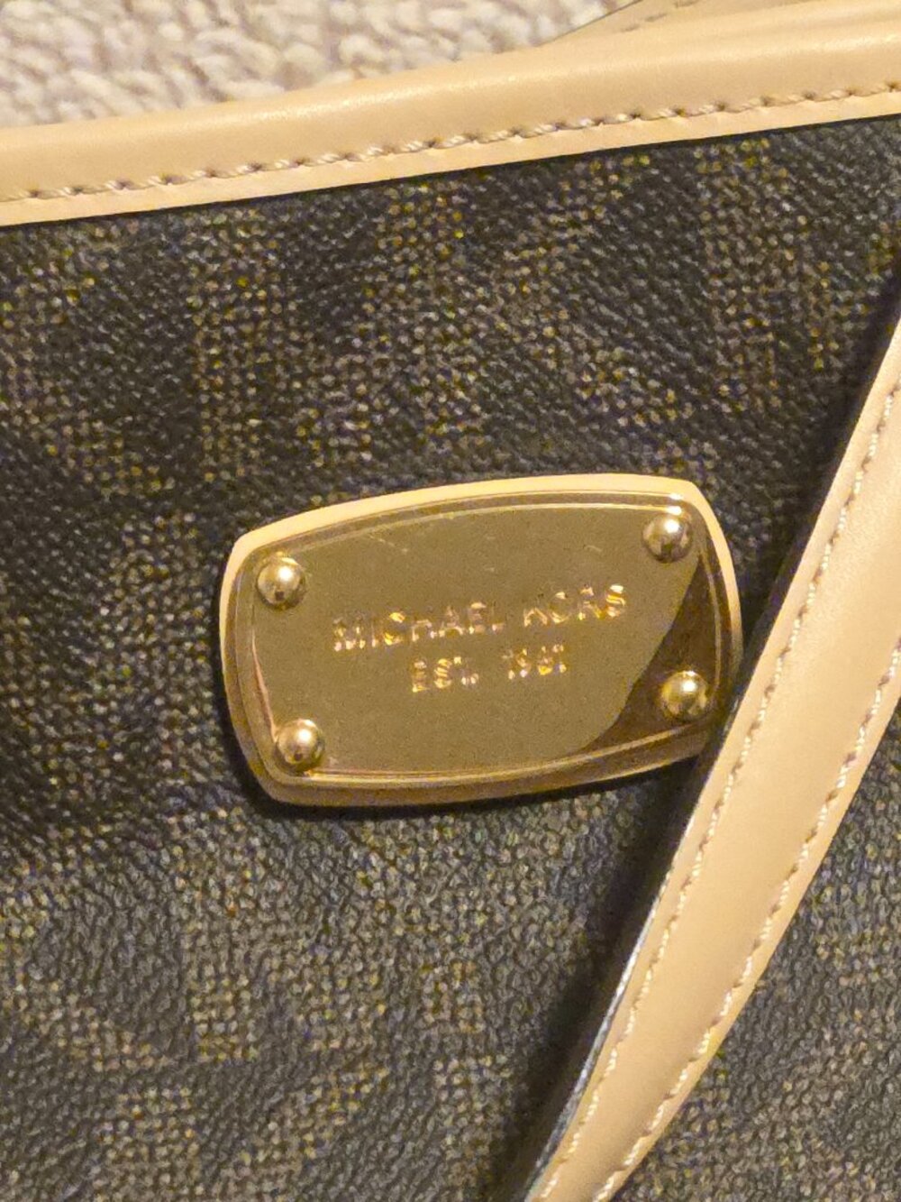 Michael Kors Authentic Tote/Diaper Bag - Picture 2 of 15